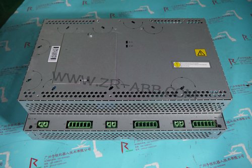ABB機(jī)器人3HAC029818-001伺服驅(qū)動模塊故障報警維修
